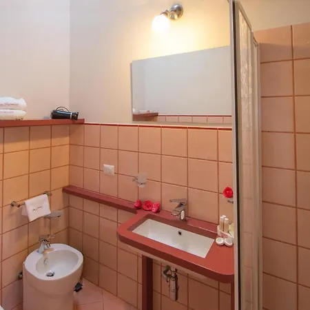 Villa Monte Sleeps 15 Pool Wifi Massino Visconti